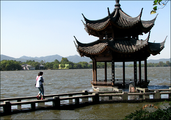 West Lake, photo by Francis Chin, Oct 17, 2012